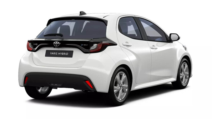 Toyota Yaris 1.5 Hybrid Icon 5dr CVT Hybrid Hatchback - Image 3
